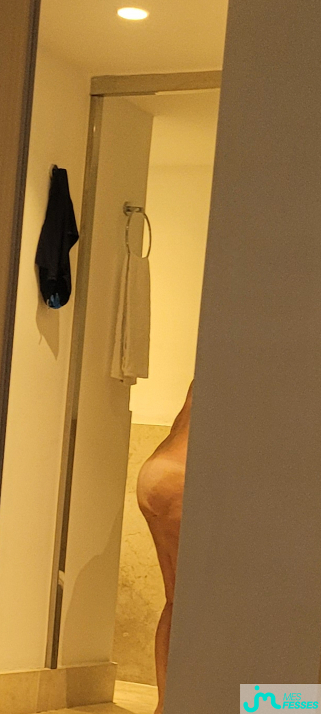 fesses de Lucieteric