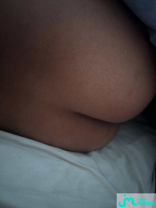 fesses de N and Yoo