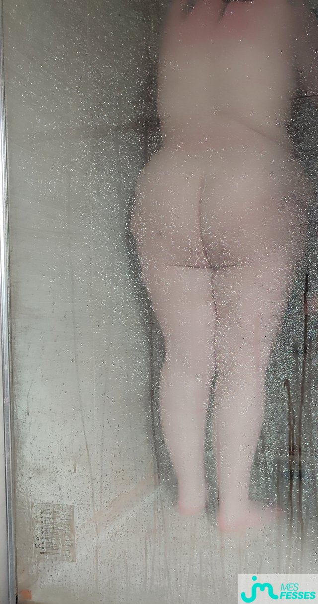 fesses de Htro-55 